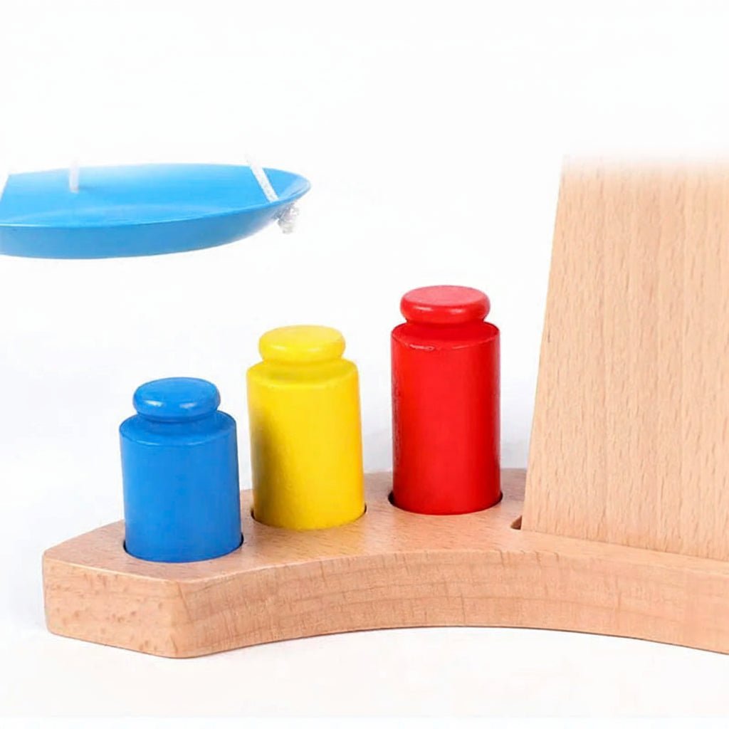 Bright Balance pedagogisk balansevekt i tre for barn til telling og måling