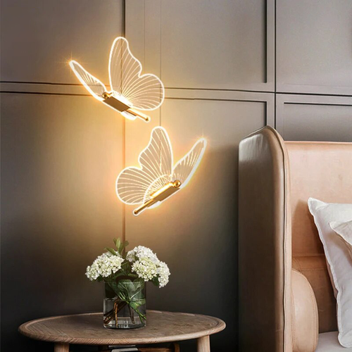 Butterfly-Inspired Pendant Lamp | Elegant Lighting for a Soft Atmosphere
