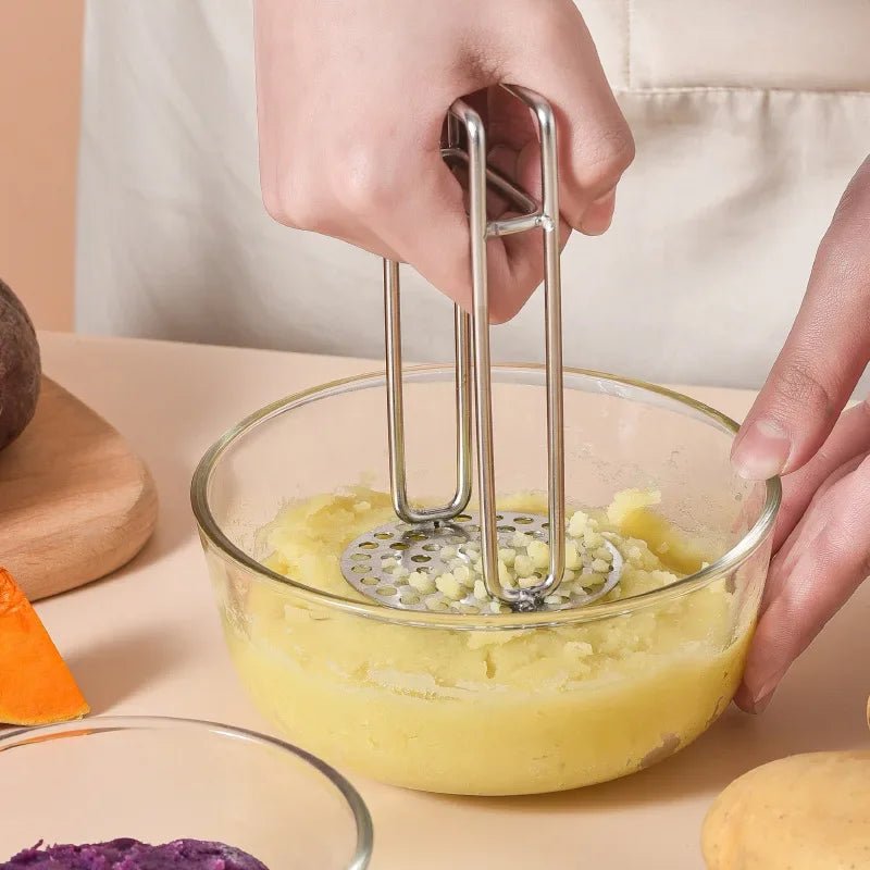 NovaMash ergonomický nerezový mačkadlo na brambory pro snadné pyré doma