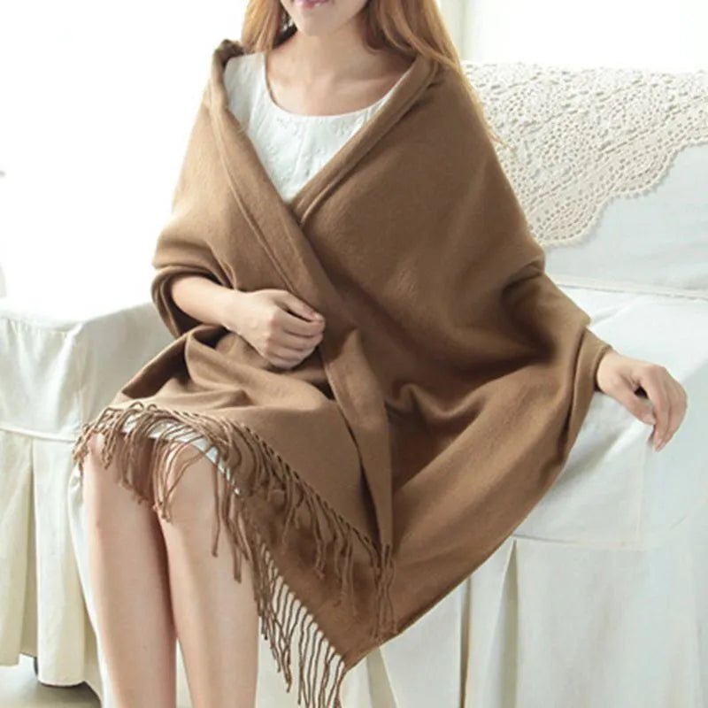 NovaWeave Soft Diamond Pattern Scarf For Timeless Style And Warm Elegance