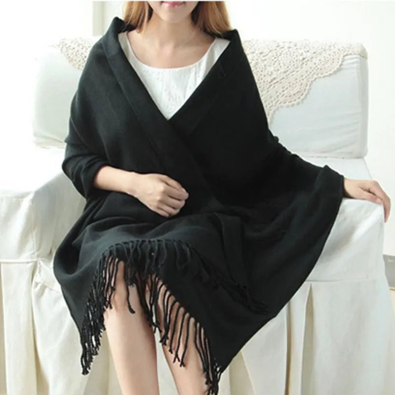 NovaWeave Soft Diamond Pattern Scarf For Timeless Style And Warm Elegance