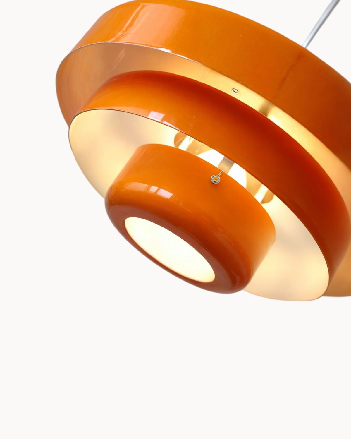 Marinelle | Retro-Style Orange Pendant Light With a Bold Modern Twist | Orntli