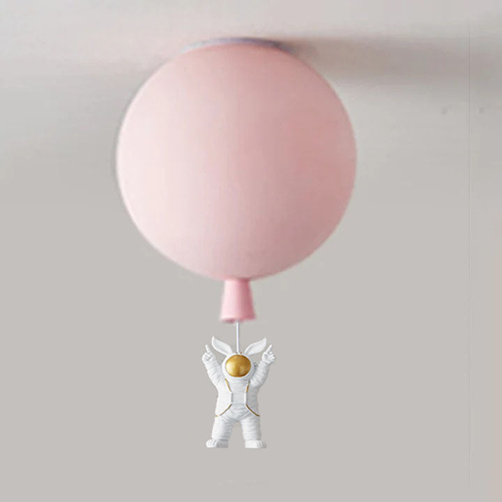 Taklampe med astronautdetaljer | Myk måneinspirert glød