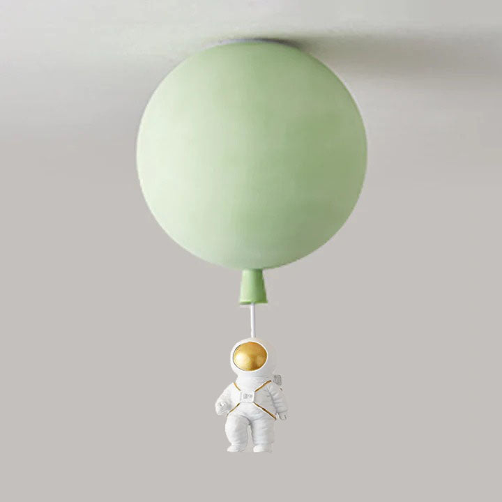 Taklampe med astronautdetaljer | Myk måneinspirert glød