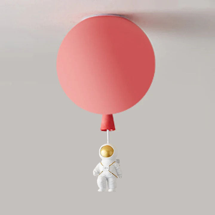 Taklampe med astronautdetaljer | Myk måneinspirert glød