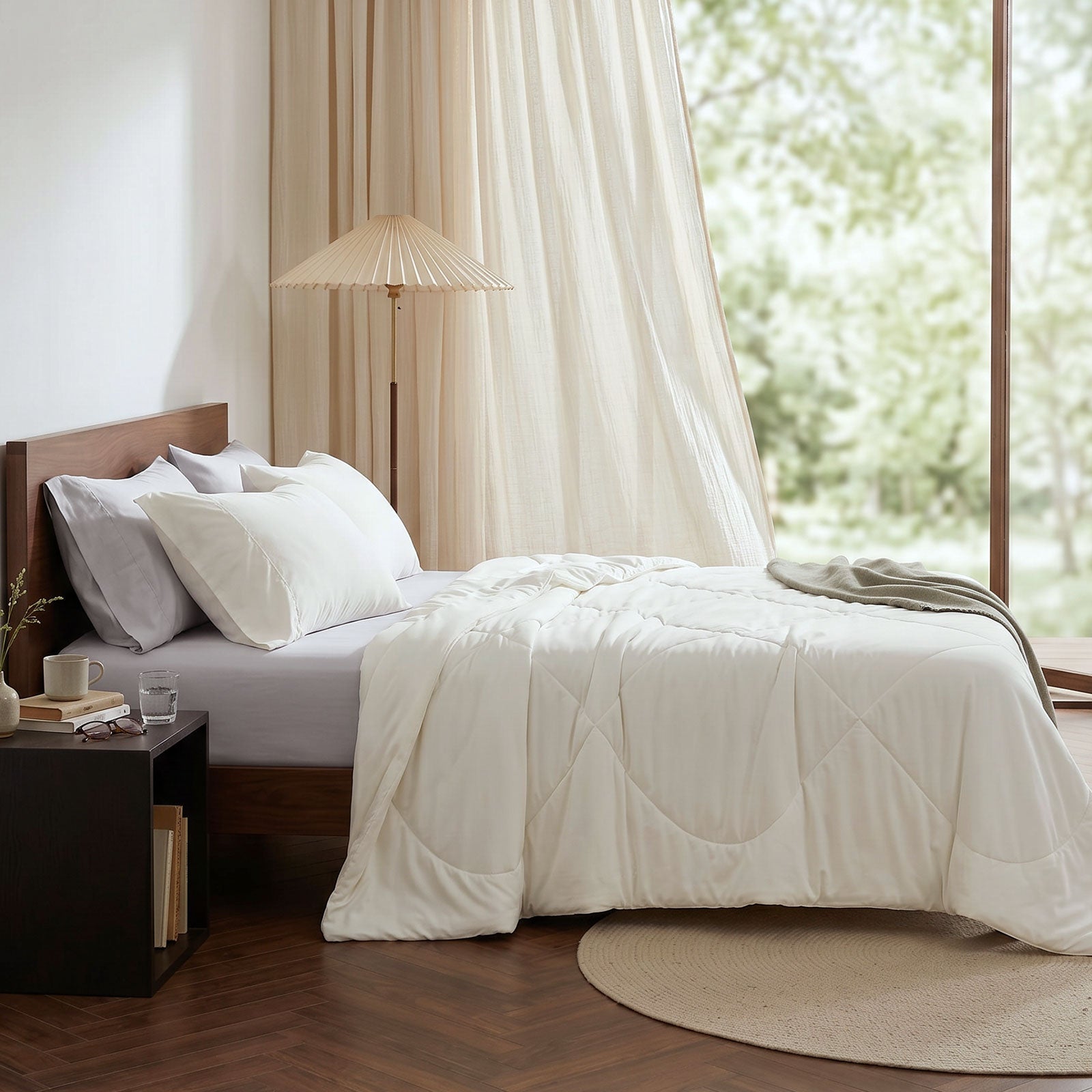 Cloud-Like Comforter For Summer Cooling With Japanese Fabric