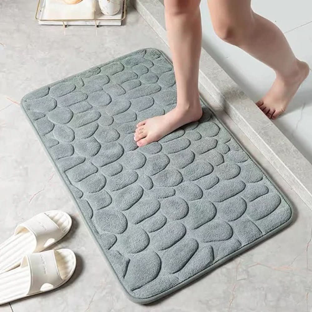 Nimbus baderomsmatte luksuriøst myk med rask absorpsjon og sklisikker for bad