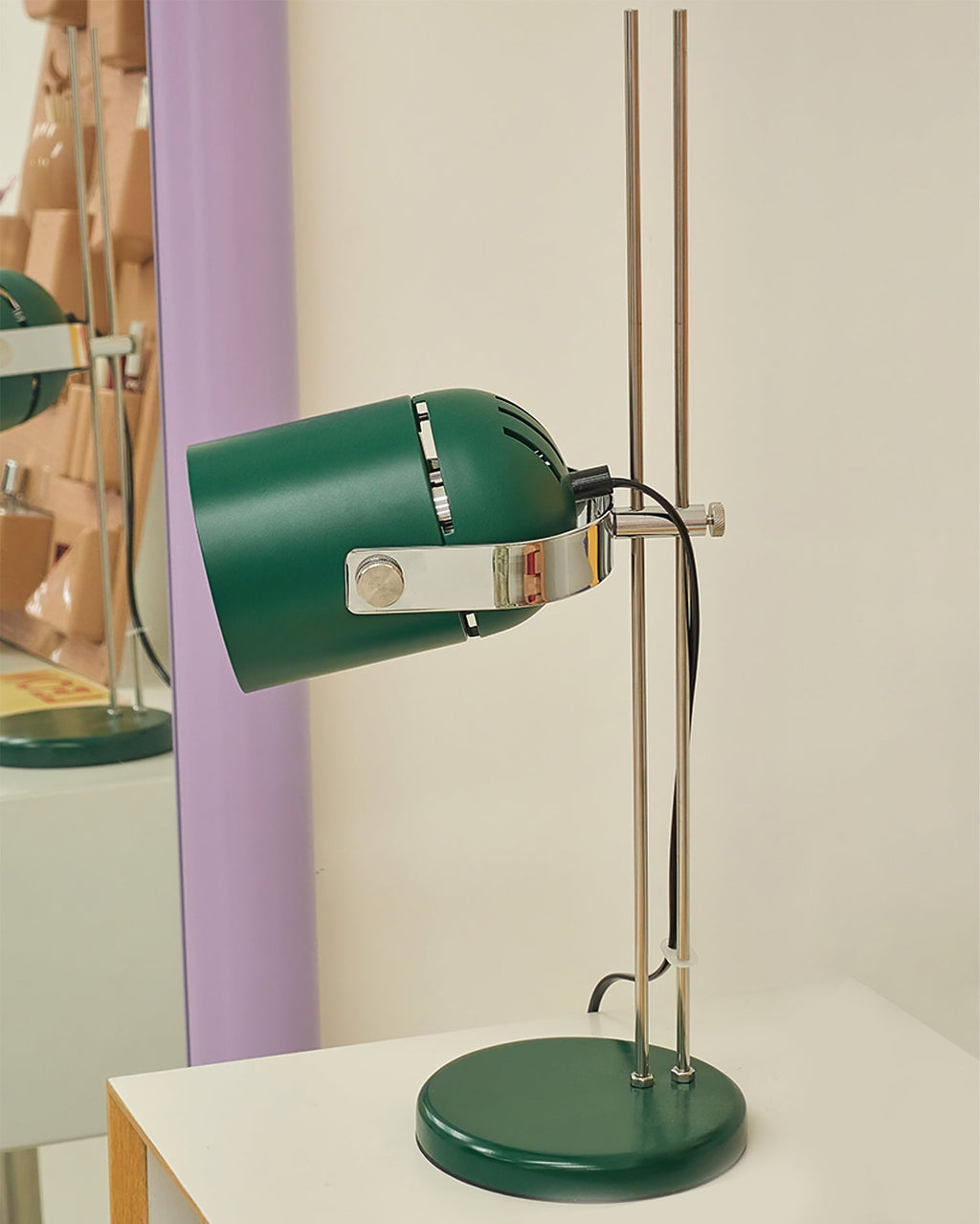 Aureli | Justerbar bordlampe med varmt stemningslys