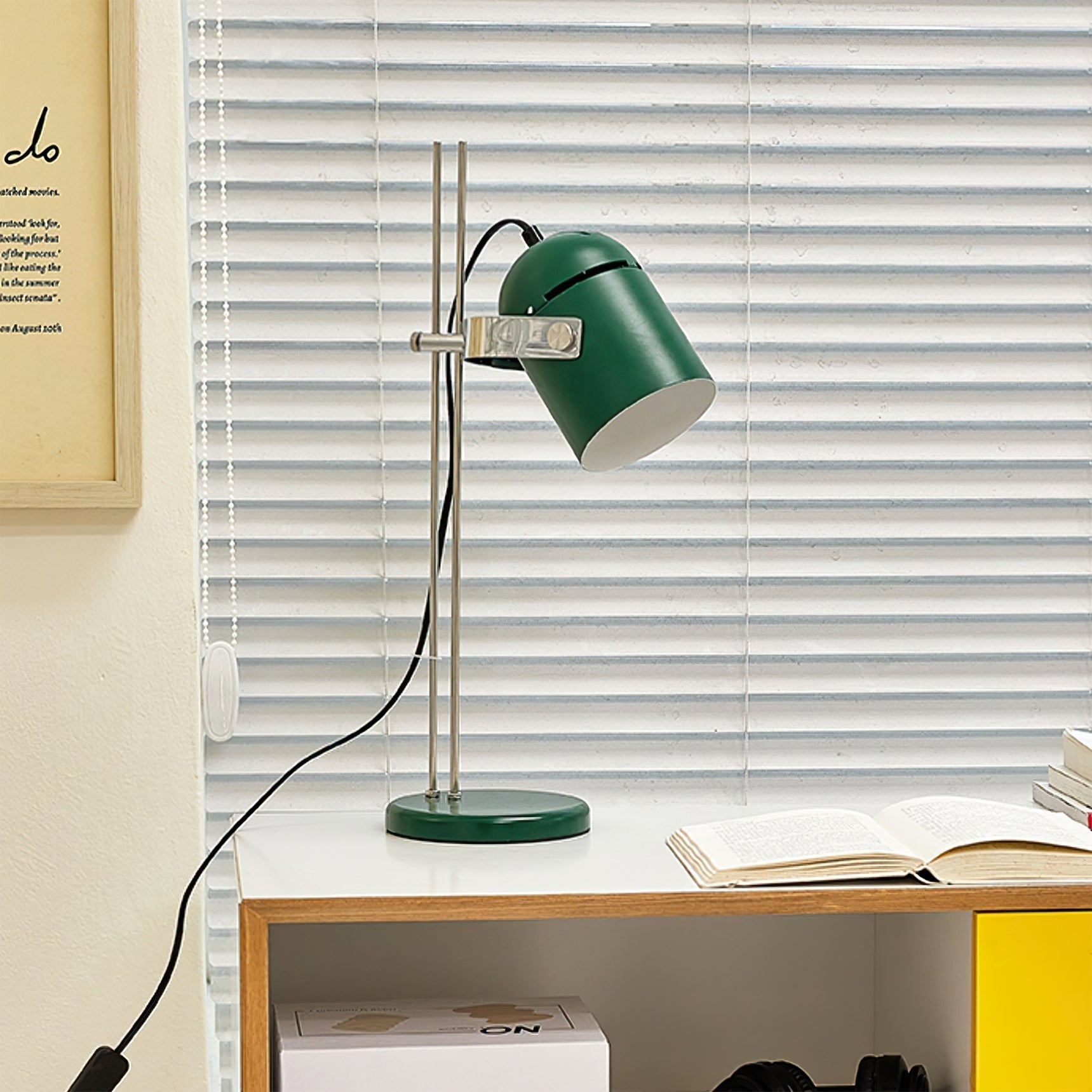 Aureli | Justerbar bordlampe med varmt stemningslys