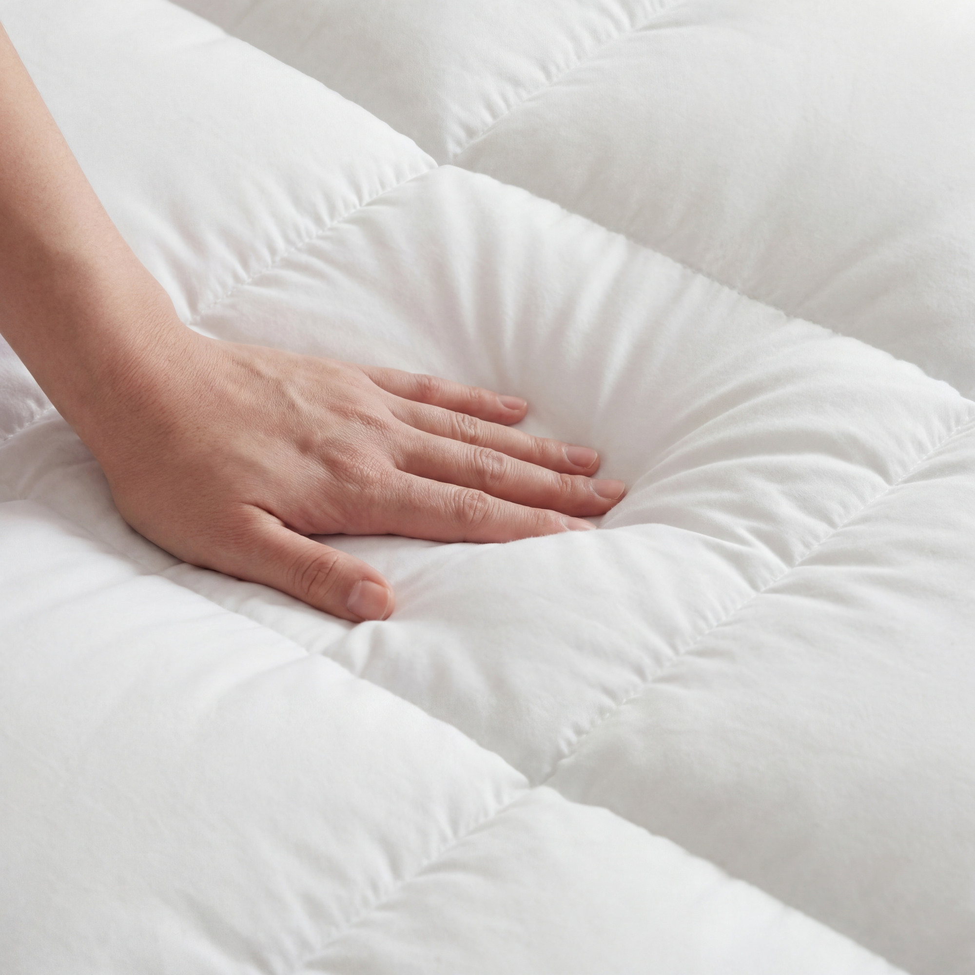 Comfort Sleep 1000GSM Plush Topper For Breathable Sleep Quality