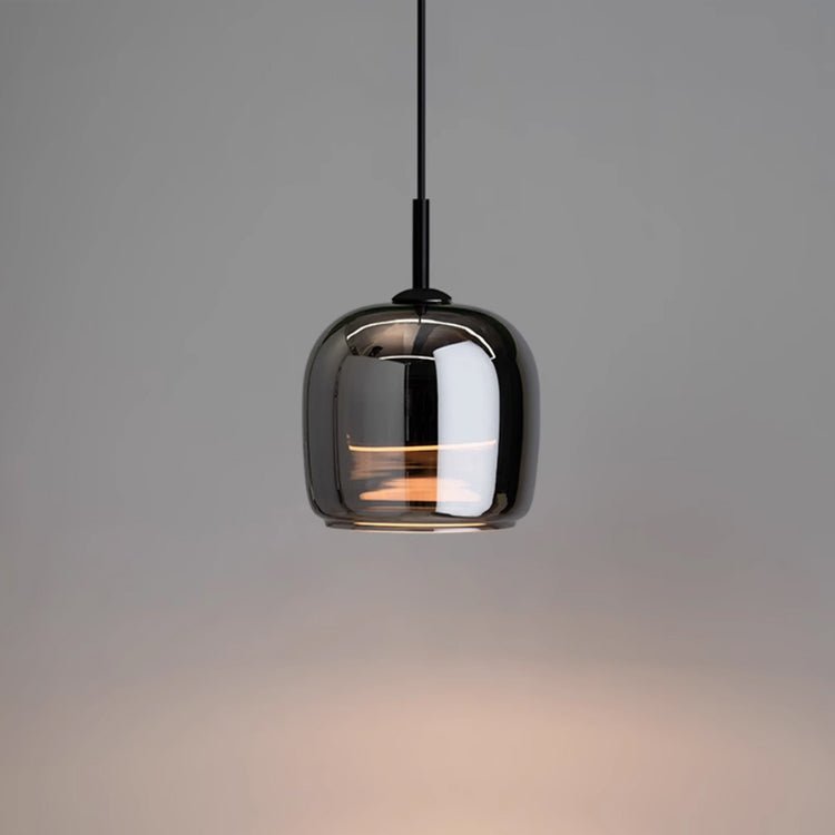 Elegante Pendelleuchte mit schwarzem Glasschirm, 12 Zoll Durchmesser