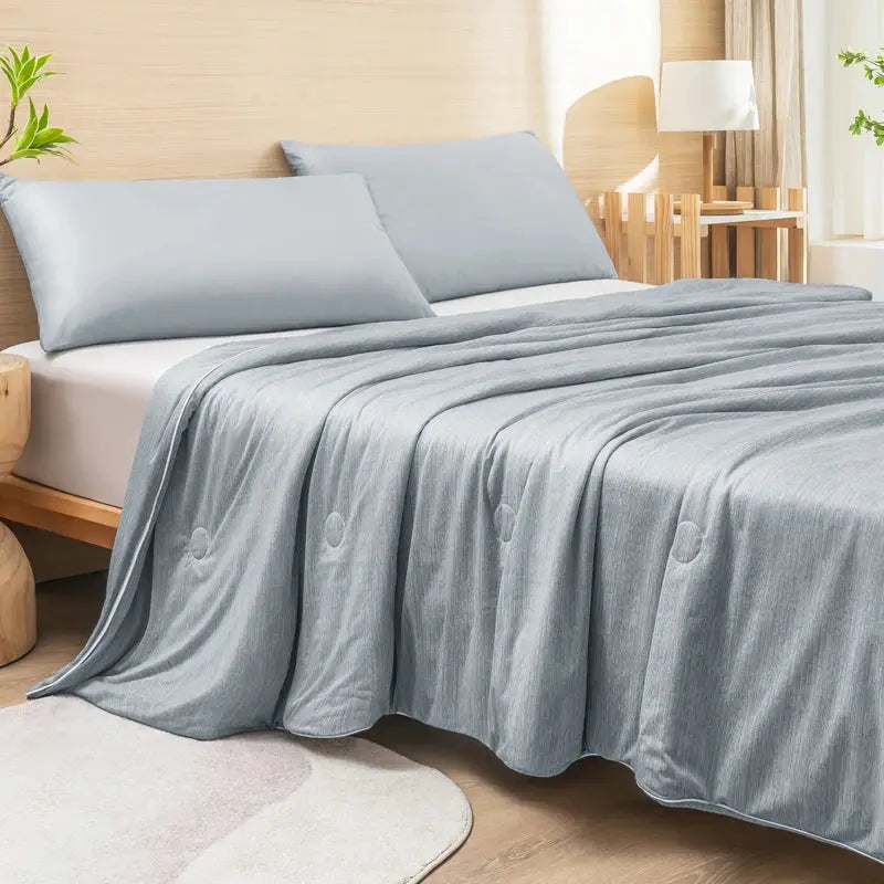 Cooling Summer Blanket | Double-Sided Cooling Fabric for Lightweight Comfort | Breathable Design for Refreshing Sleep 2