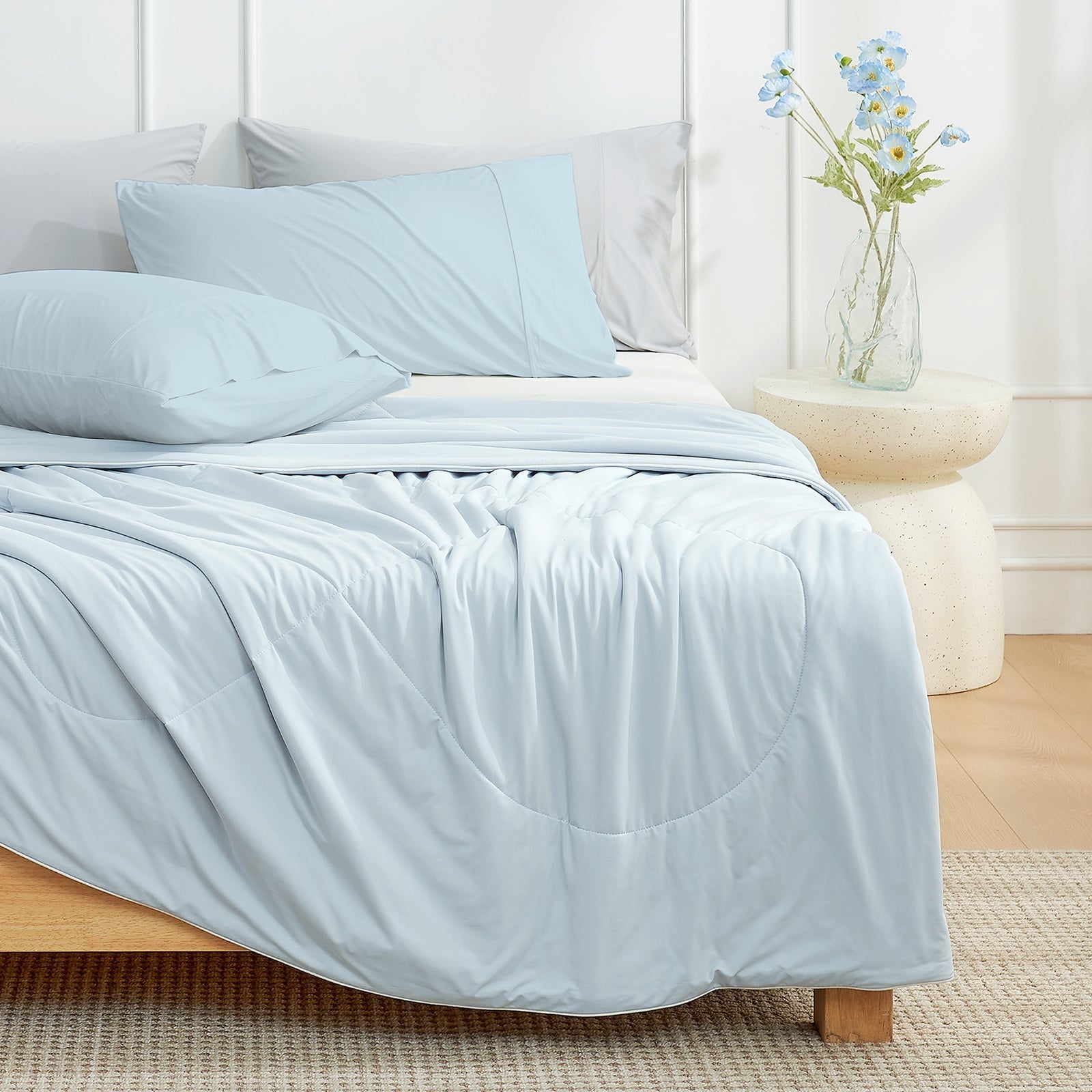 Cozy Bliss | Cooling Comforter with Japanese Arc-Chill Fabric | Lightweight & Breathable for Hot Sleepers 5