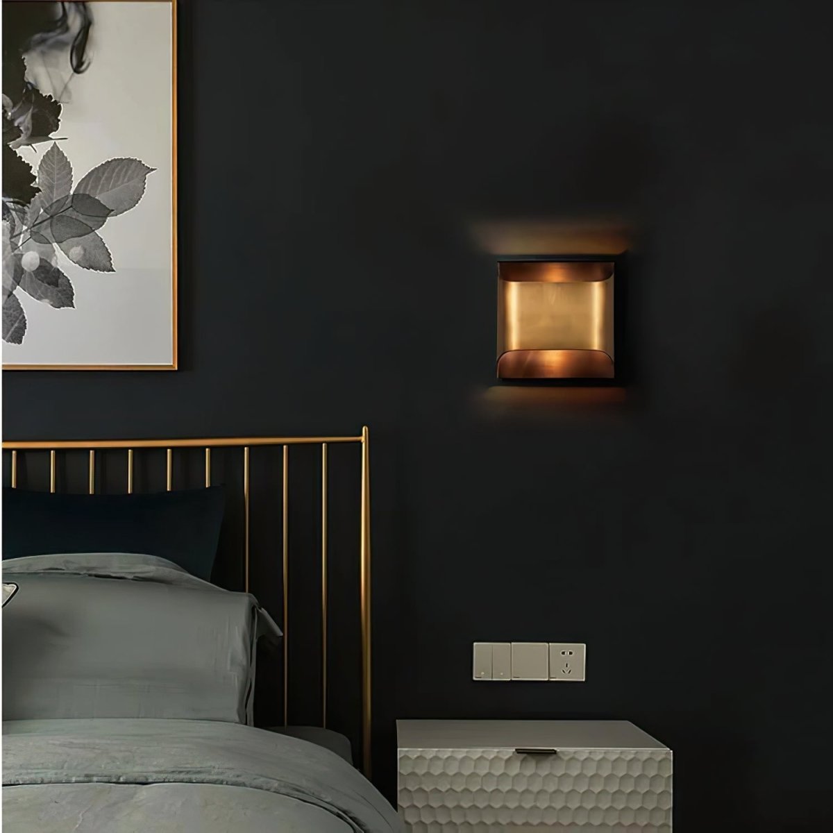 Messing-Wandleuchte mit sanftem LED-Bogen für Flure und Wohnzimmer