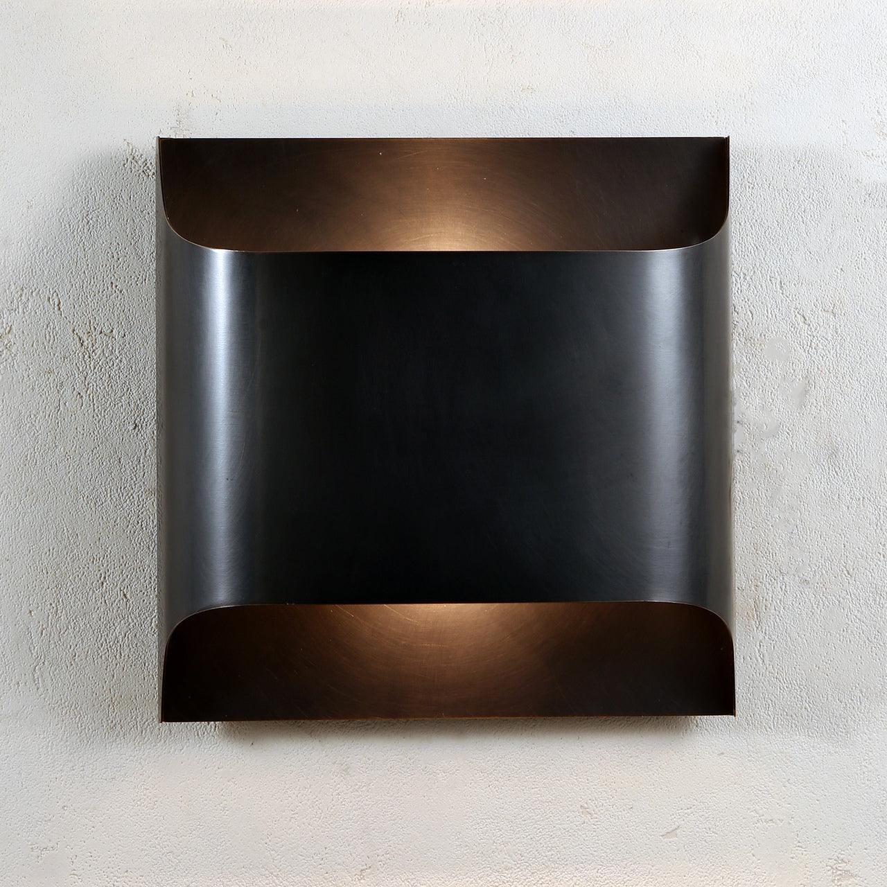 Messing-Wandleuchte mit sanftem LED-Bogen für Flure und Wohnzimmer