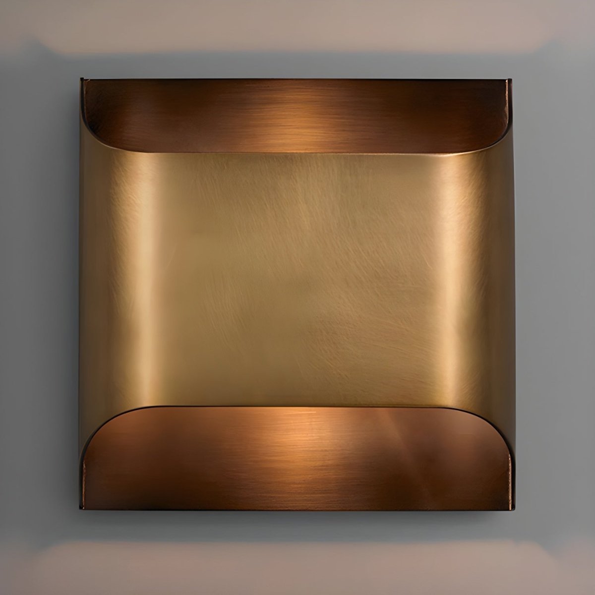 Messing-Wandleuchte mit sanftem LED-Bogen für Flure und Wohnzimmer
