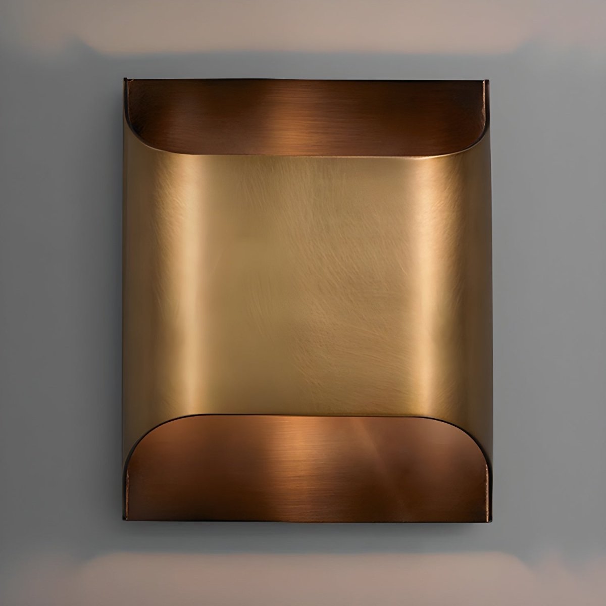 Messing-Wandleuchte mit sanftem LED-Bogen für Flure und Wohnzimmer