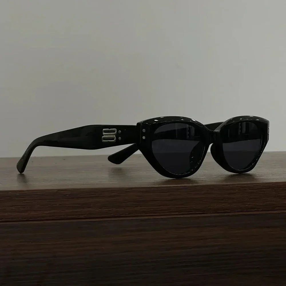 Vintage Cat-Eye Sunglasses