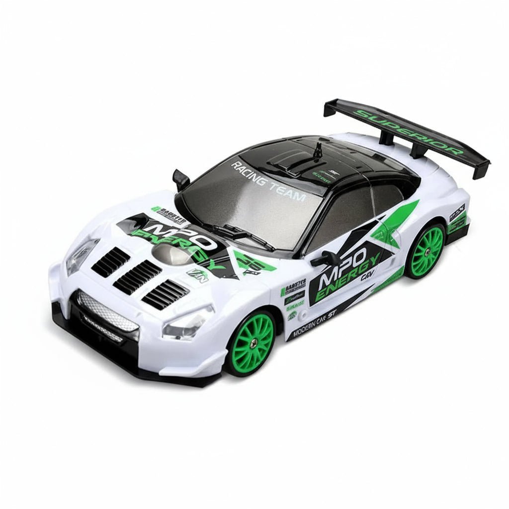 VeloDrift 4WD RC driftovací auto s kluzkými pneumatikami pro plynulé driftování pro RC nadšence