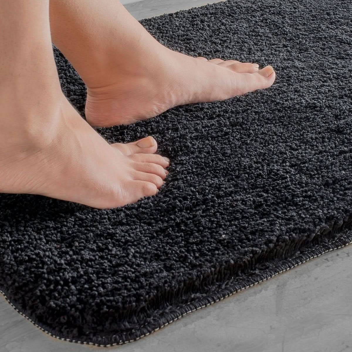 NovaShore UltraSoft Microfiber Bath Mat Quick-Dry Non-Slip For Modern Bathrooms