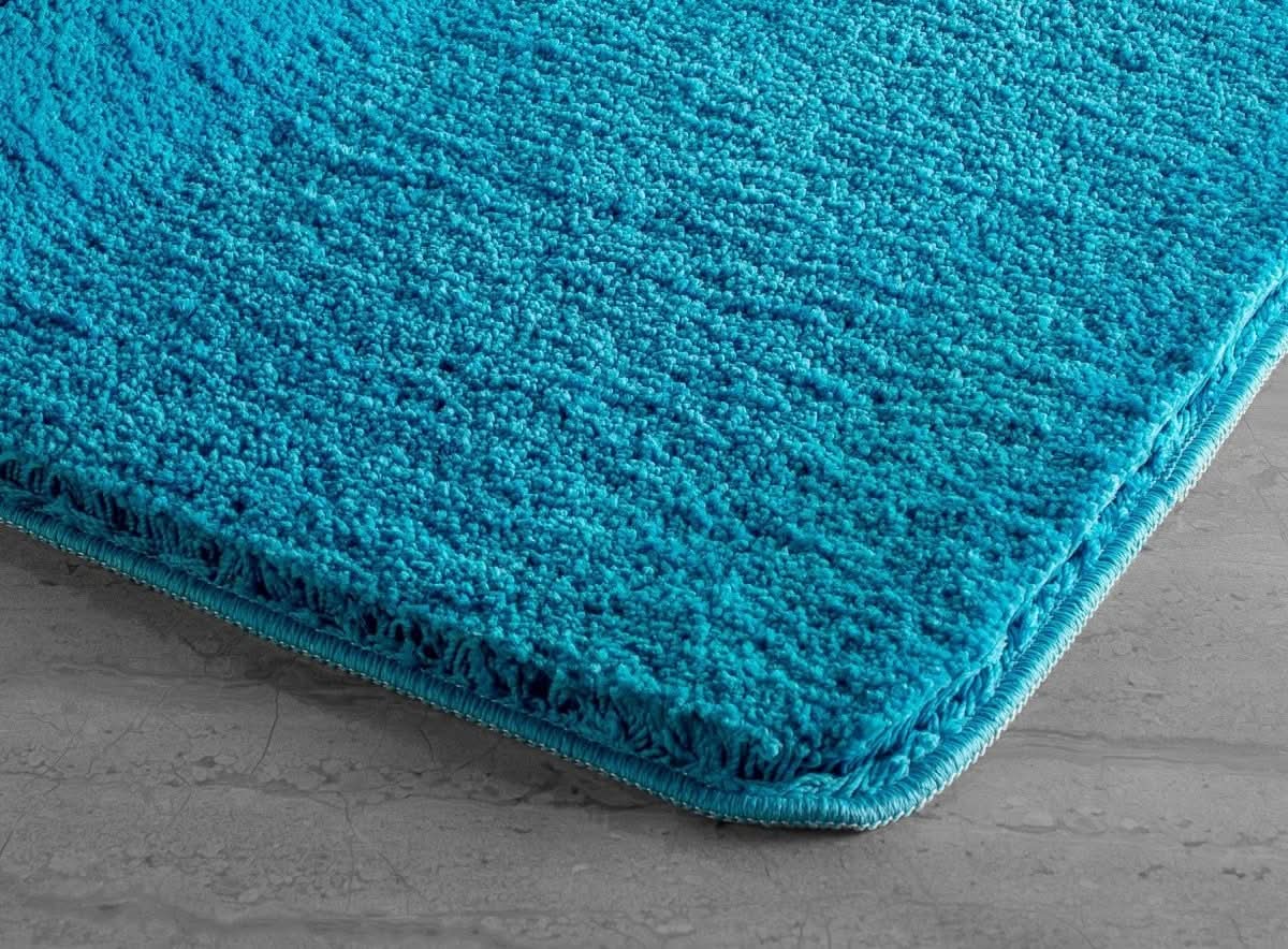 NovaShore UltraSoft Microfiber Bath Mat Quick-Dry Non-Slip For Modern Bathrooms