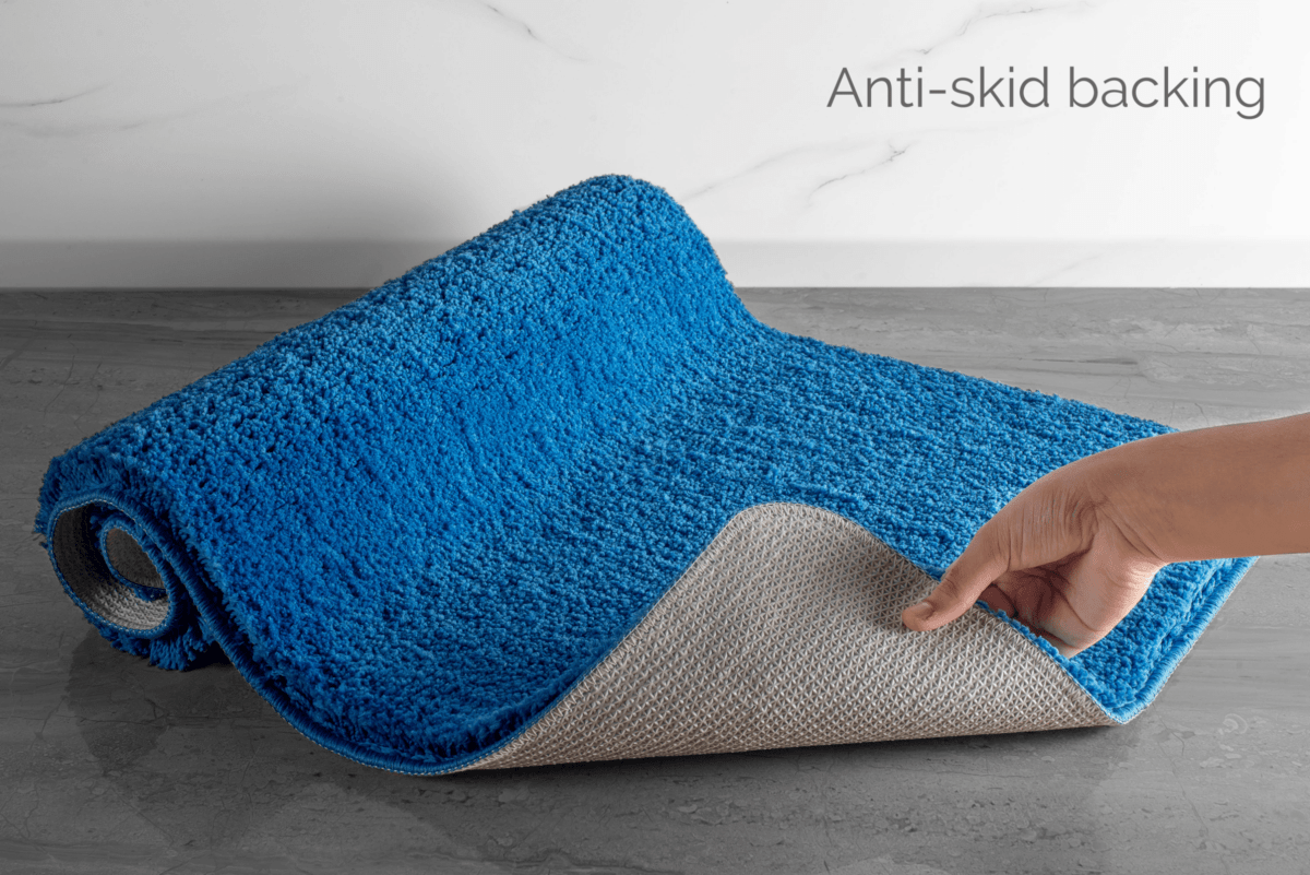 NovaShore UltraSoft Microfiber Bath Mat Quick-Dry Non-Slip For Modern Bathrooms