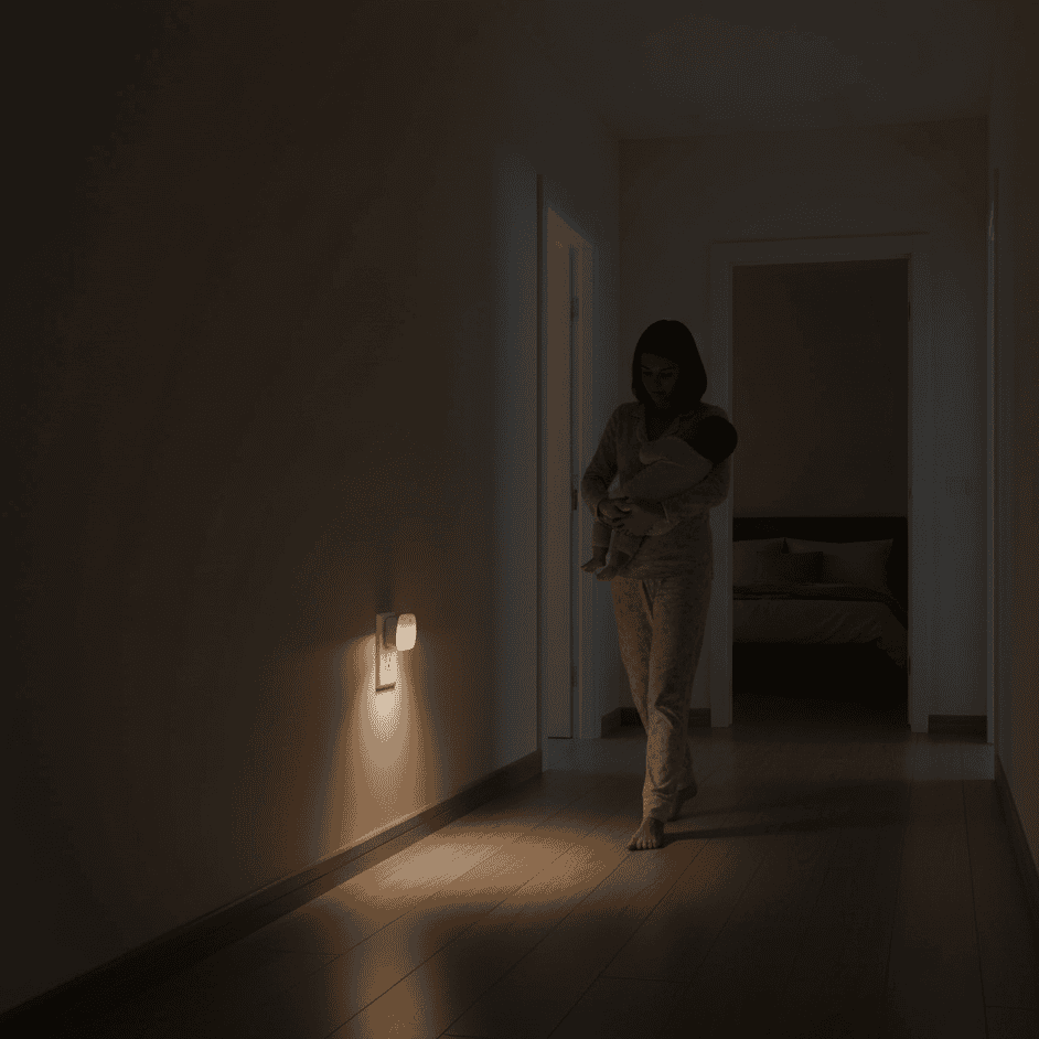 LumaGlow Energiatakarékos Autószenzoros Éjszakai Lámpa Foglalat, 6 Darab Hálószobákhoz