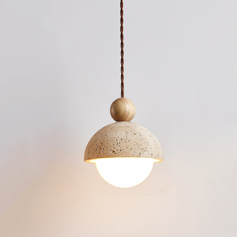 Lampada a sospensione con paralume in pietra di travertino e vetro per uso interno a soffitto