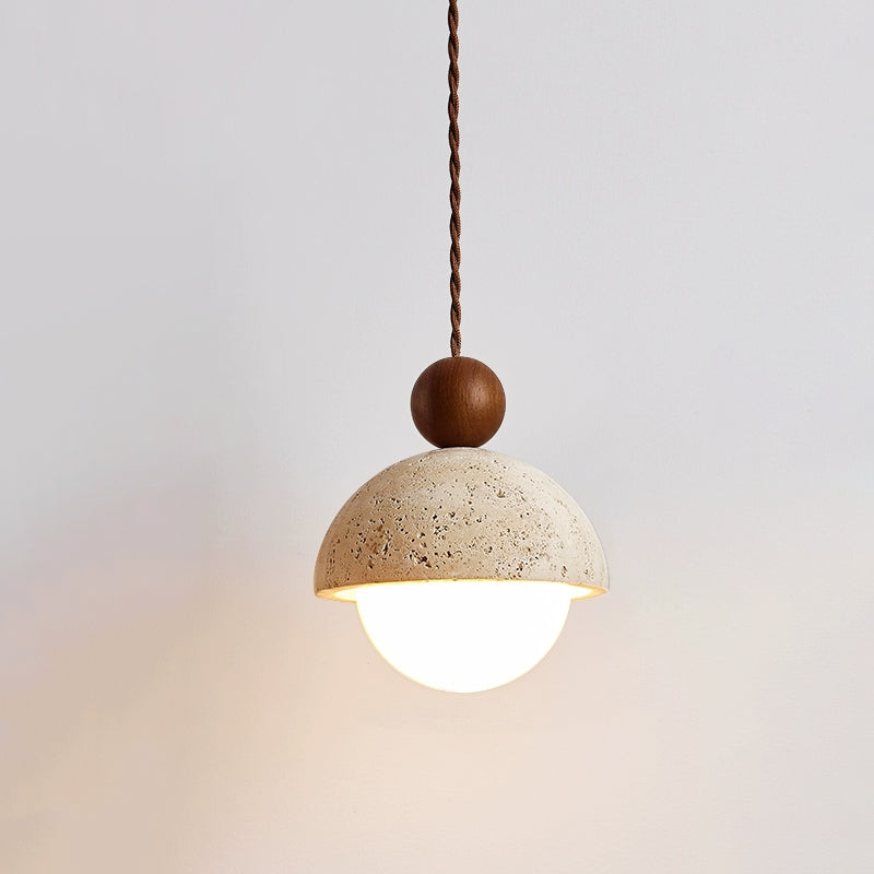 Lampada a sospensione con paralume in pietra di travertino e vetro per uso interno a soffitto
