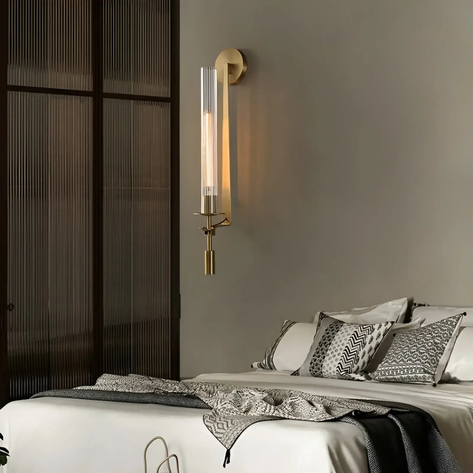 Aurelle | Luxury Glass Wall Lamp | Orntli