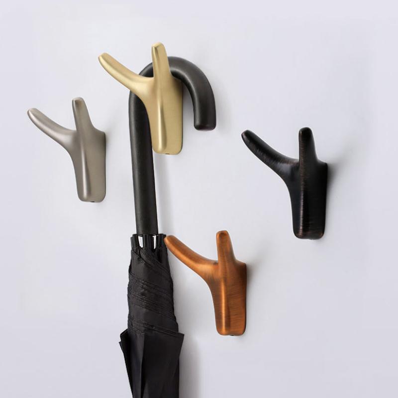 BULLHOOK Wandhaken aus Zinklegierung mit Horn-Design für stilvolle Organisation