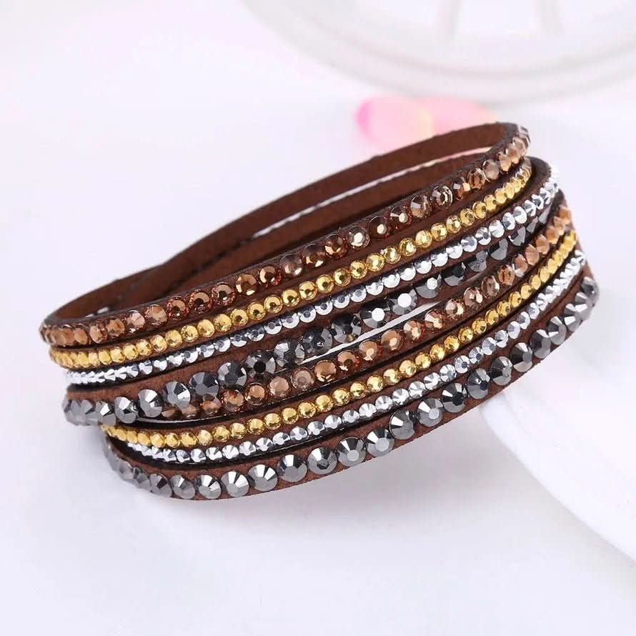 Bracciale Avvolgente Glamour con Cristalli per Donna in Finta Pelle e Multirighe di Strass