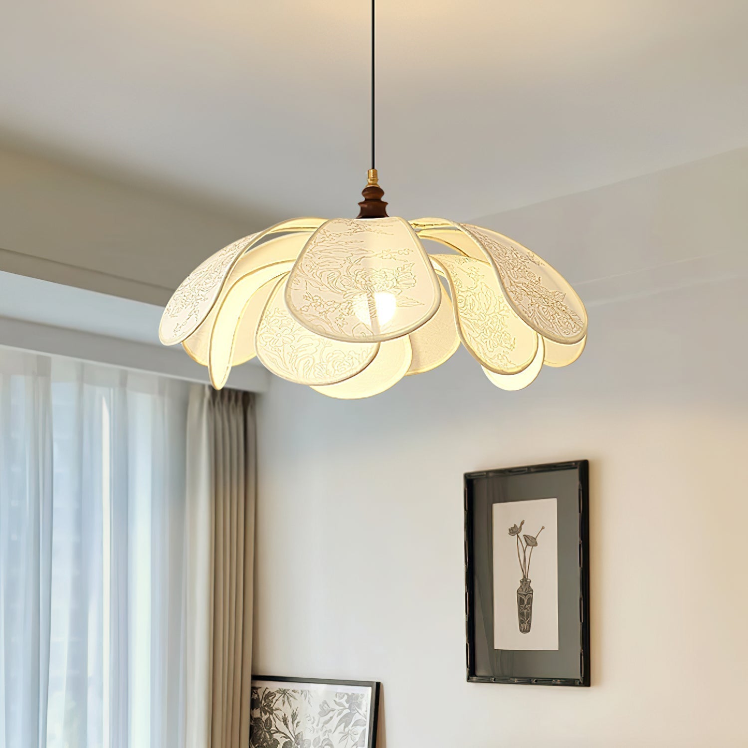 Liora Bloom Pendant Light Floral Inspired Modern Design E26/E27 LED Compatible