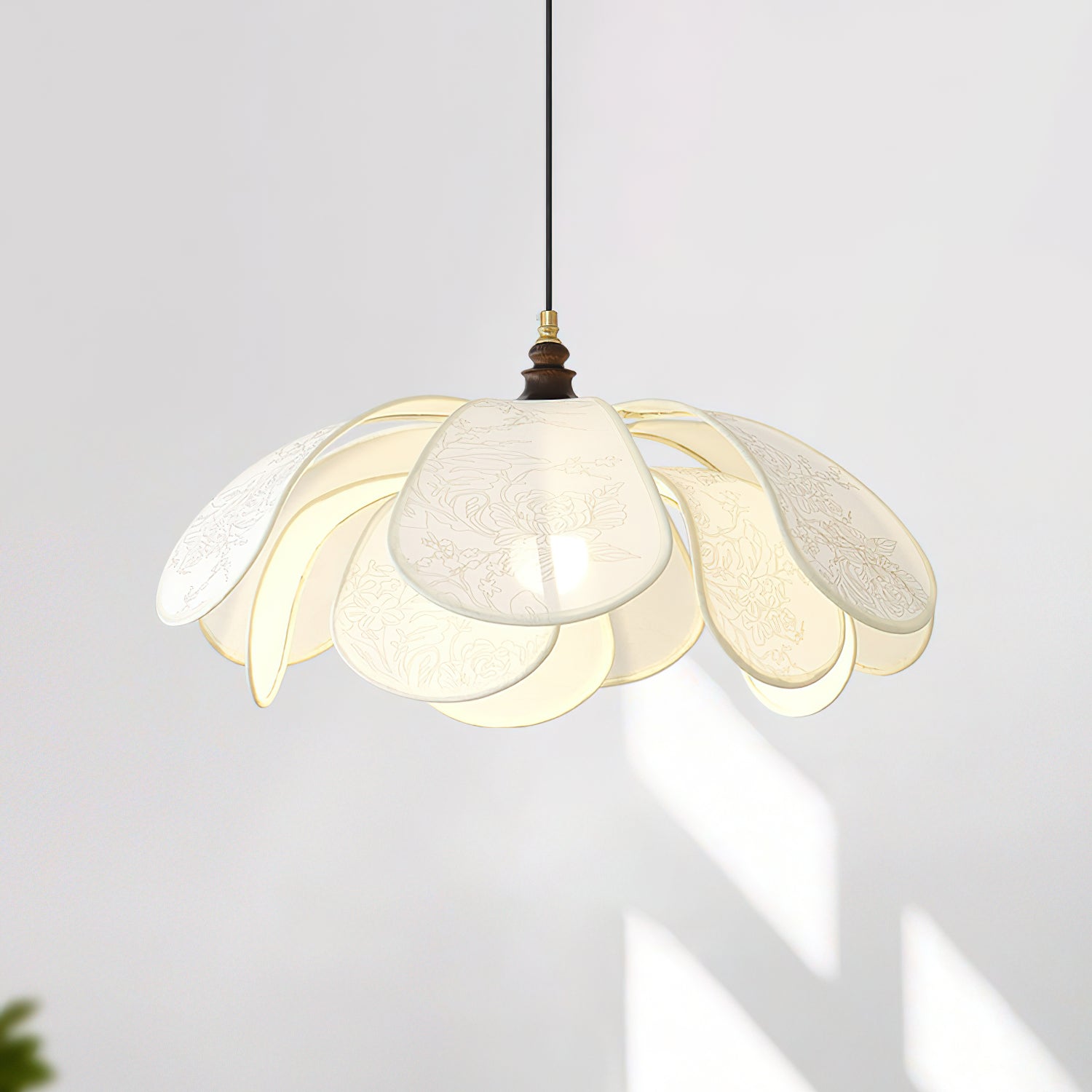 Liora Bloom Pendant Light Floral Inspired Modern Design E26/E27 LED Compatible