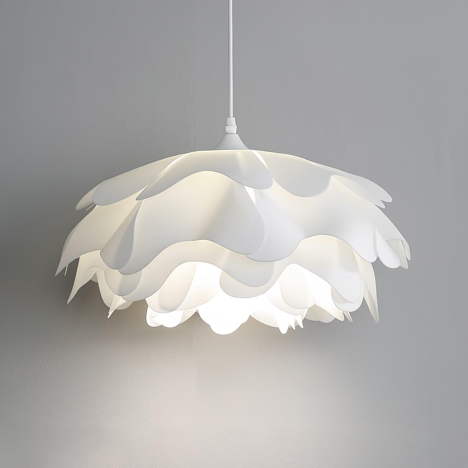 Blossom-Shaped White Pendant Light | Orntli