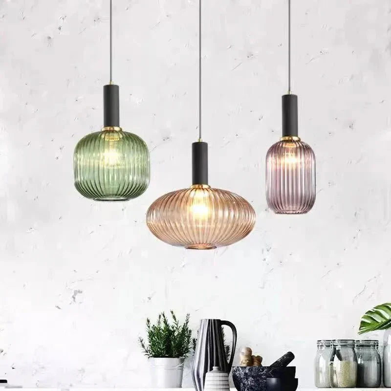 Vintage stil pendel med rillede glasskærm, 12 tommer i diameter