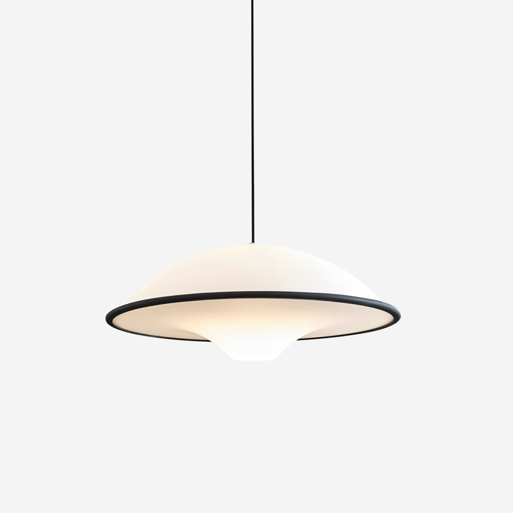Novara | Minimalistisk UFO pendellampe med svart kant