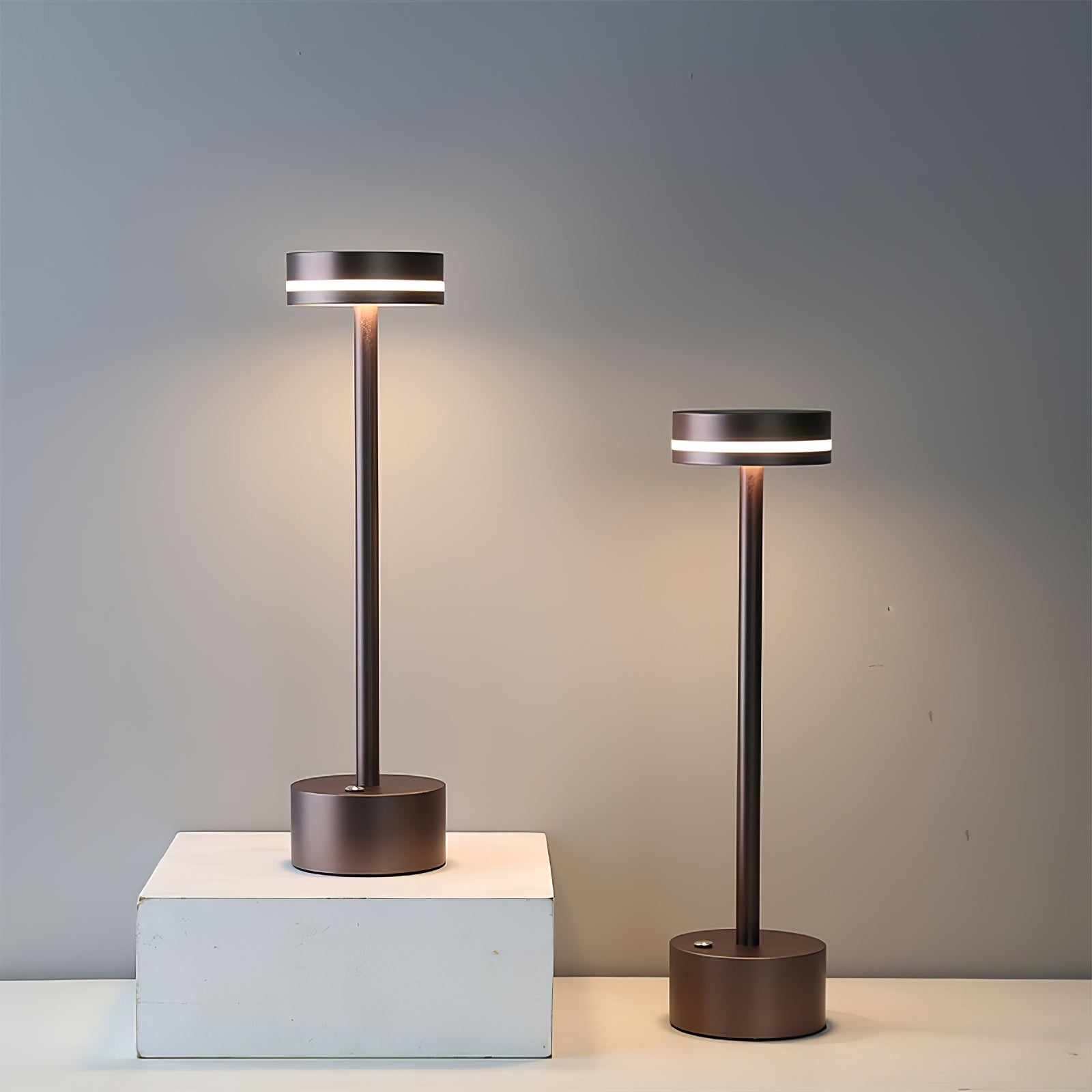 LumaFable | Candeeiro de Mesa LED Recarregável por USB, Brilho Quente