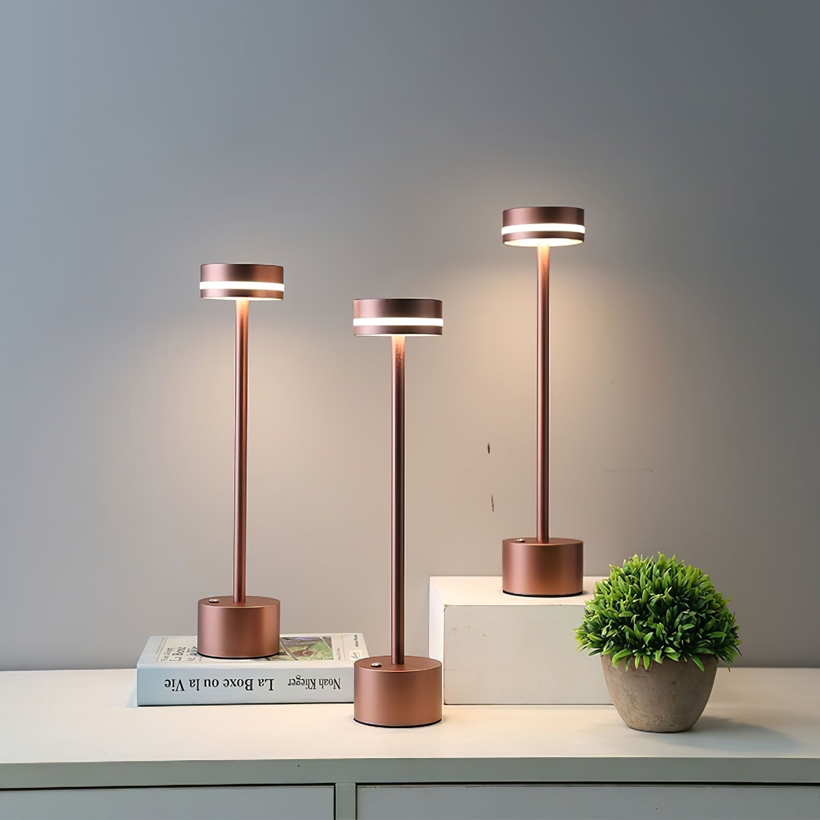 LumaFable | Candeeiro de Mesa LED Recarregável por USB, Brilho Quente
