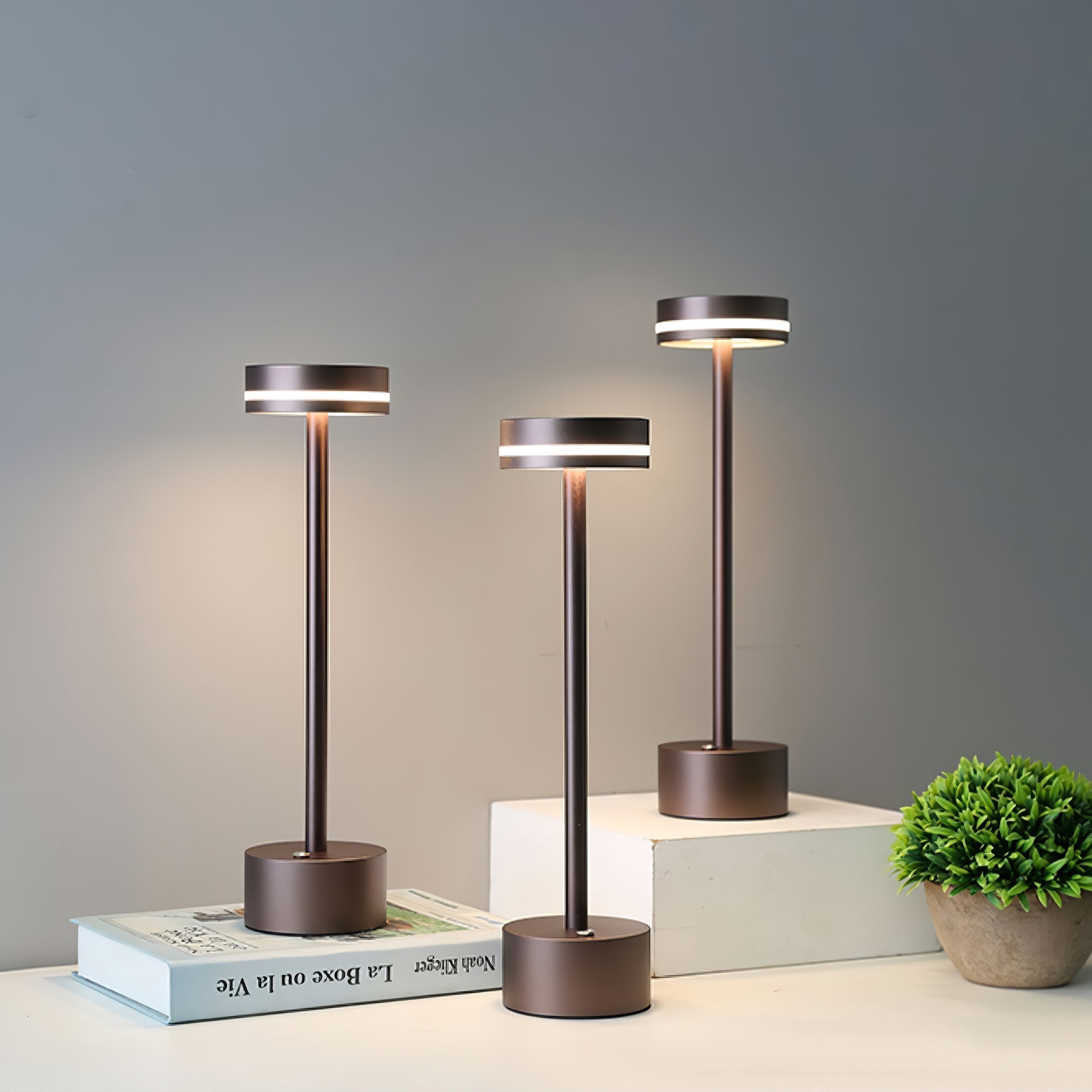LumaFable | Candeeiro de Mesa LED Recarregável por USB, Brilho Quente