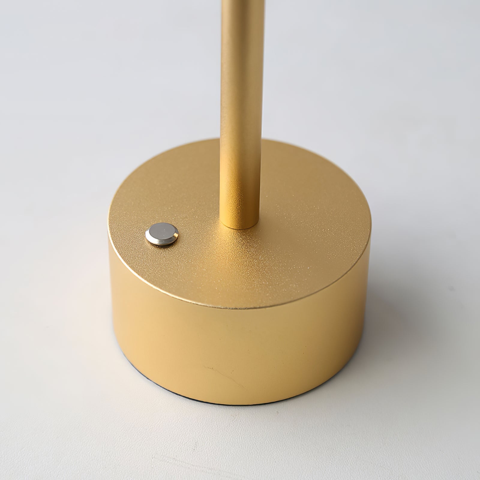 LumaFable | Candeeiro de Mesa LED Recarregável por USB, Brilho Quente