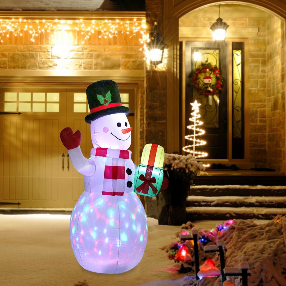 NovaGlow LED-julepynt med indbyggede LED-lys til feriedekorationentusiaster