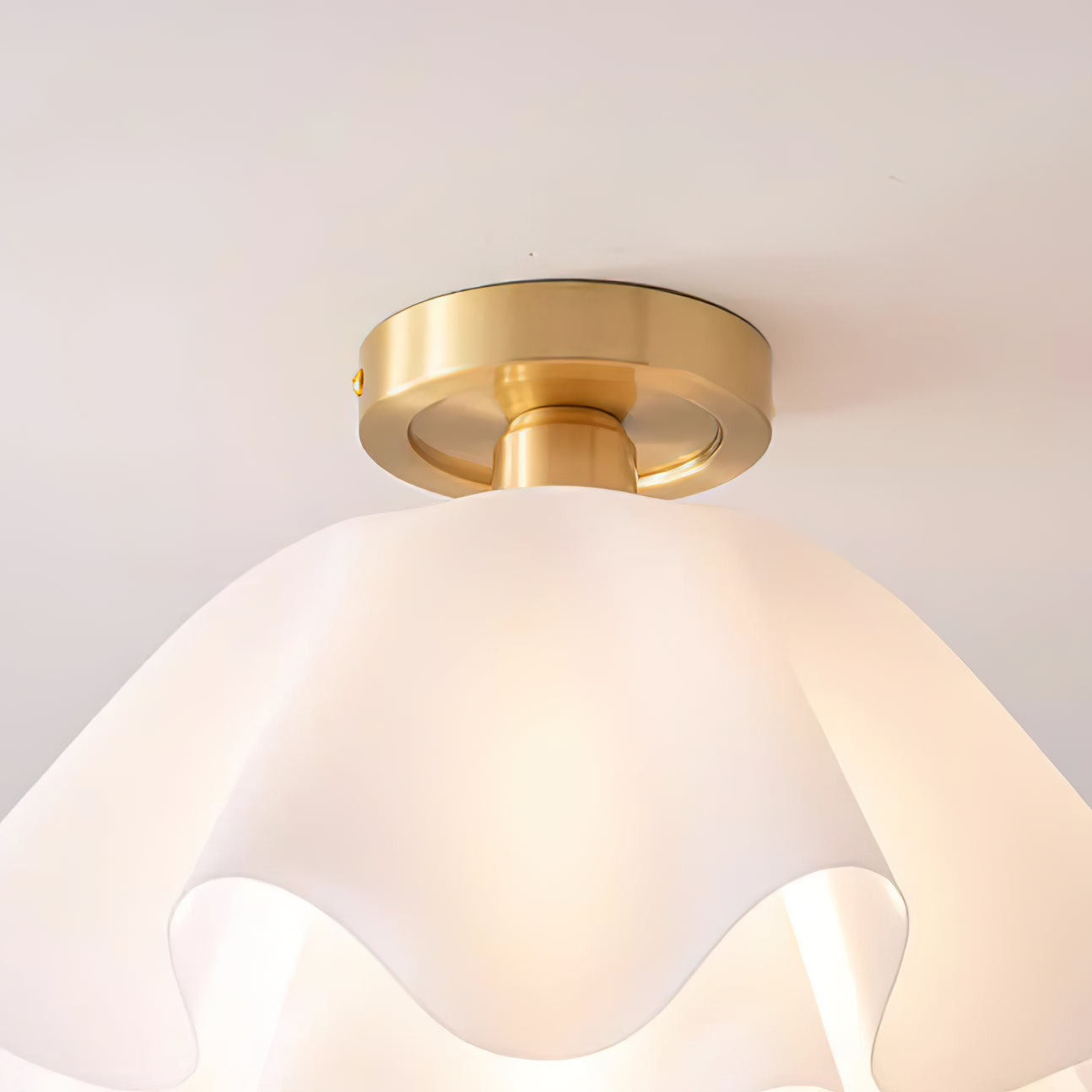 Sorvella Brettet Taklampe med Kobberbase, Moderne