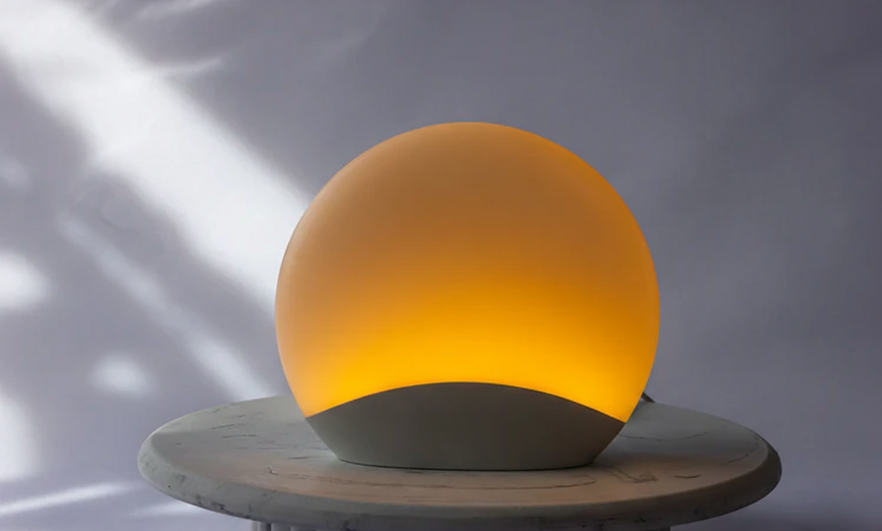 Sonnenaufgangs-Wecklampe mit sanftem, allmählichem Aufwachen für einen ruhigeren Morgen