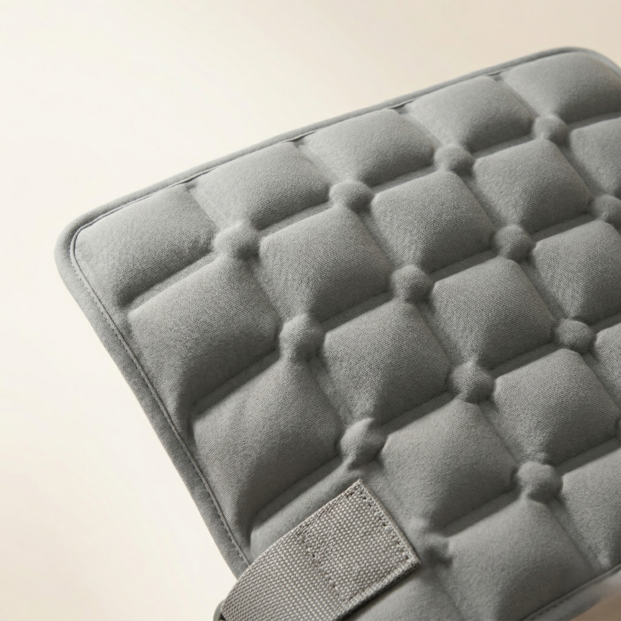 Everyday Comfort Flexible Cooling And Warming Pad For Daily Use