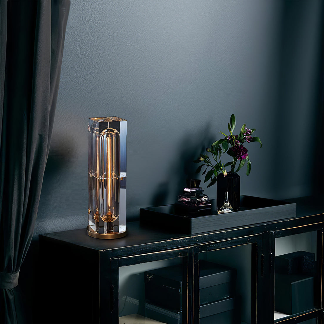 Veloria Elegant Moderne Bordlampe for Hjemmeinteriør