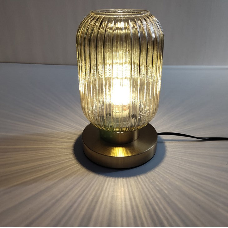 Aurelia Nordisk Amber Bordlampe for Soverom eller Stue