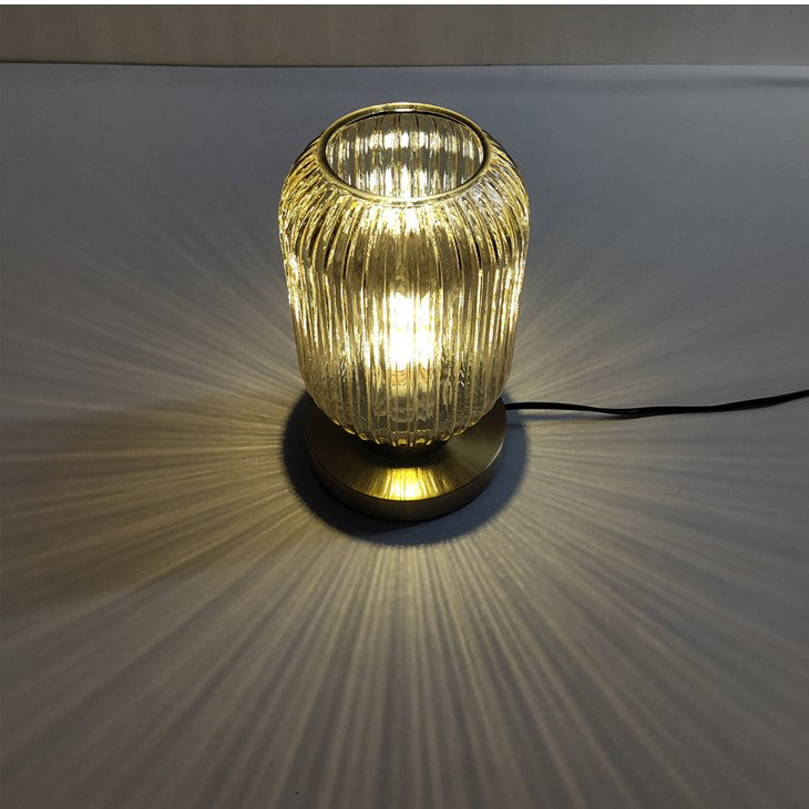 Aurelia Nordisk Amber Bordlampe for Soverom eller Stue