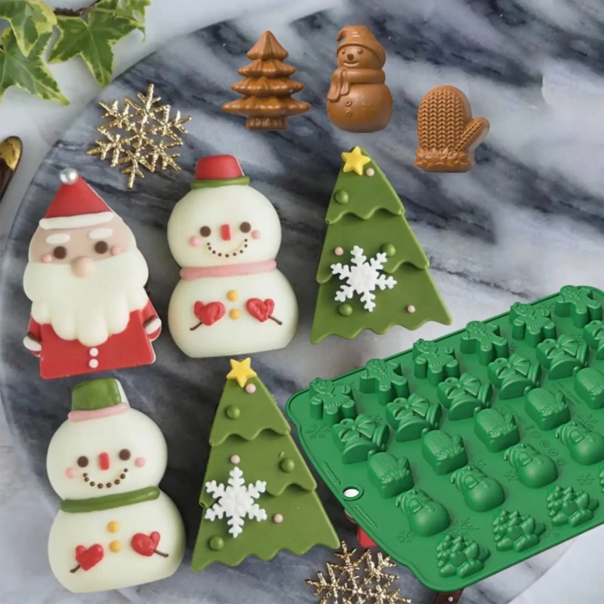 Stampi per biscotti di Natale antiaderenti Northstar per famiglie di pasticceri con Babbo Natale, pupazzo di neve e albero