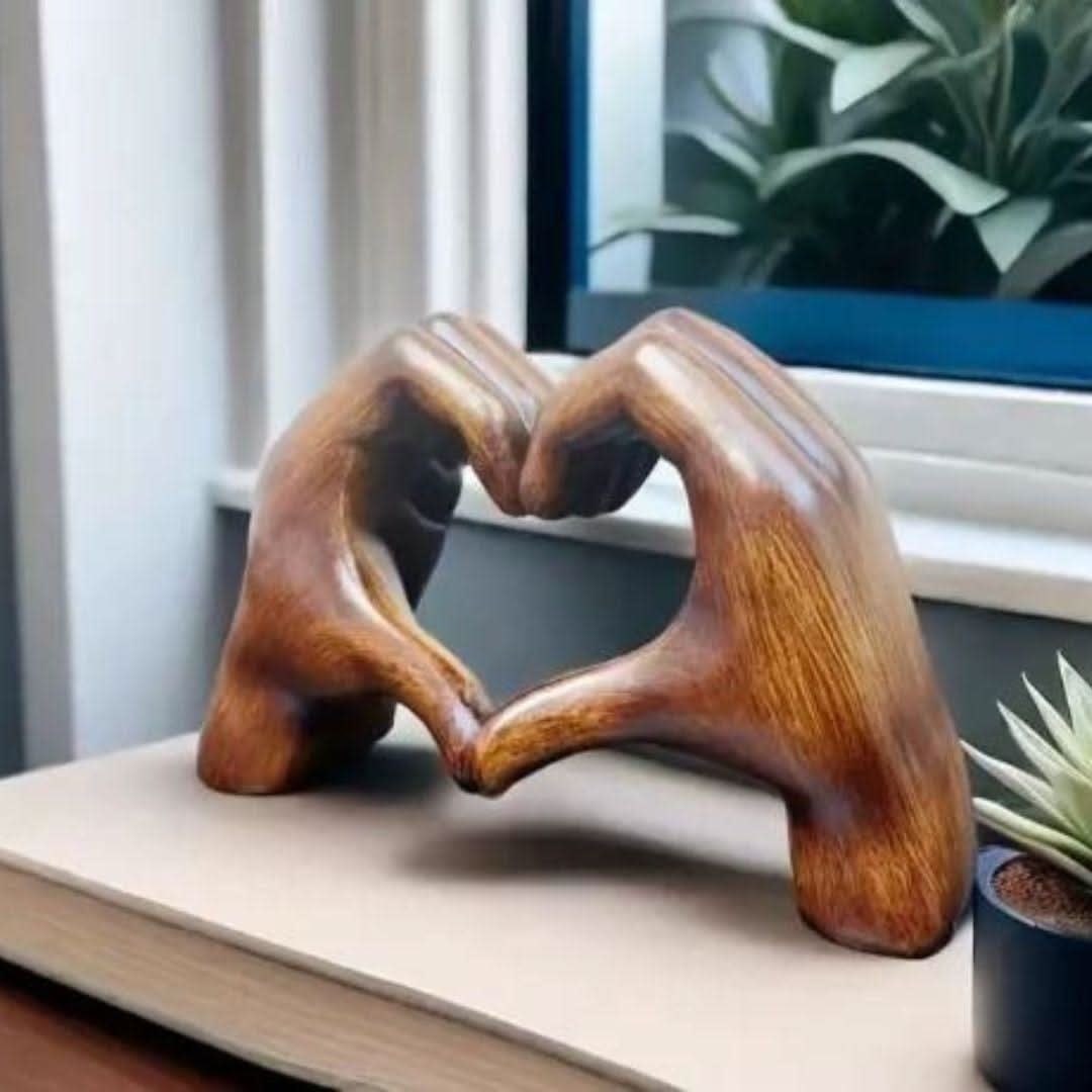 HeartCraft Handcrafted Wooden Decorative Figure For Home Lovers